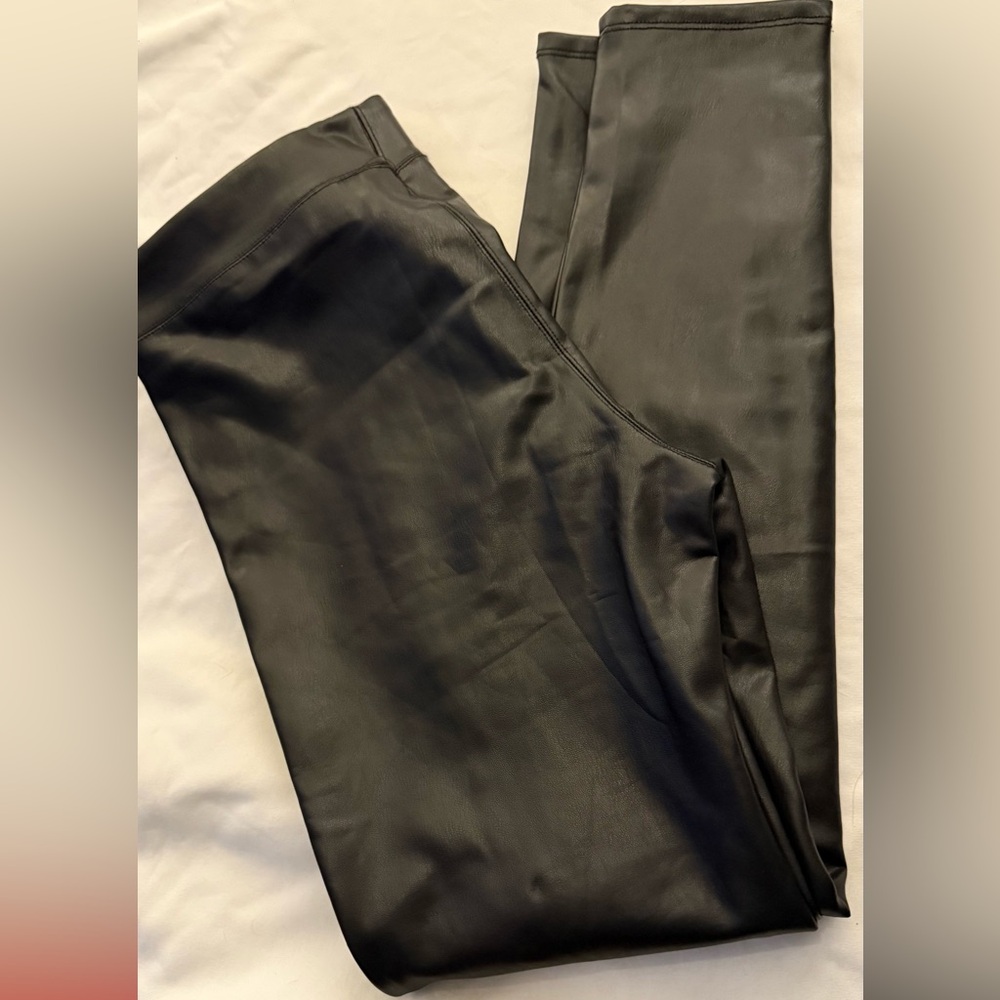 Sleek Black Leggings for Women